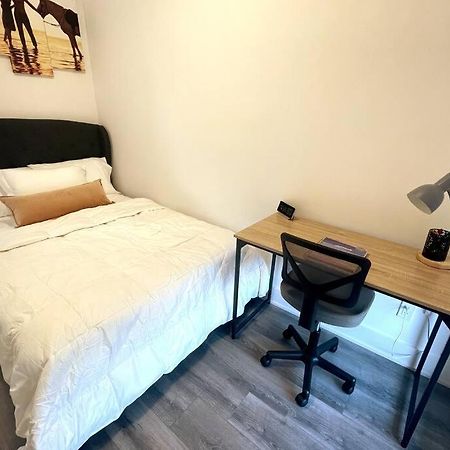 Exquisite, Bright & Modern Condo. Niagara Falls Extérieur photo